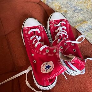 New with tags men’s 10 high tops